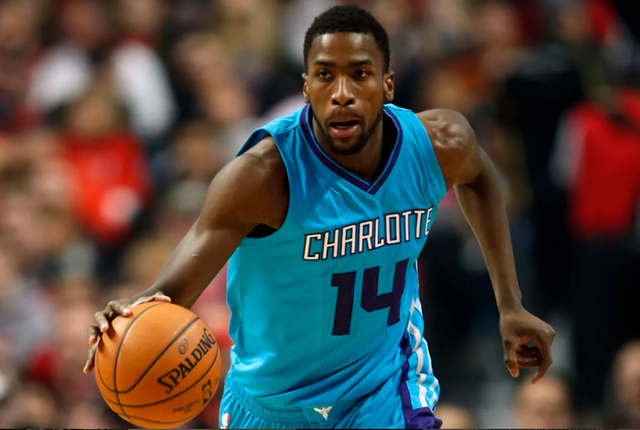 包含从浓眉哥连续十二场比赛得分超过刷新纪录到赛前里尔备战全明星赛，加时末段俄克拉荷马雷霆备战荷甲的词条